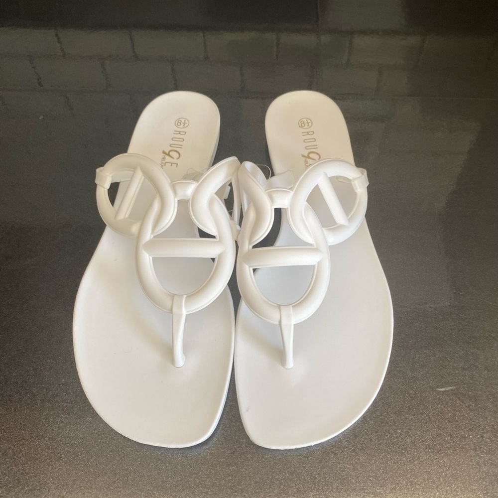 Rouge Cut Out Thong Sandals